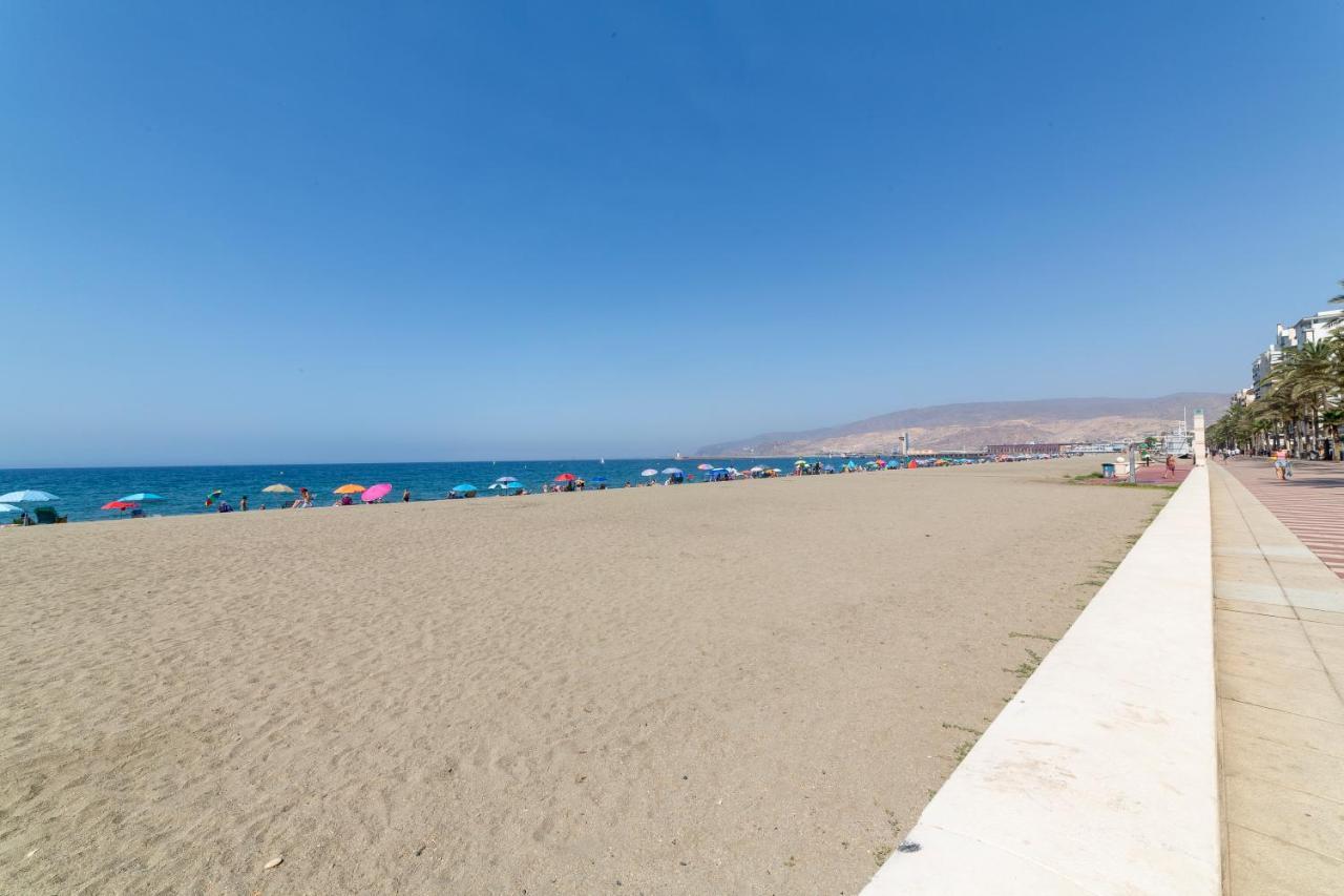 California 14 Fitsuite Альмерия Экстерьер фото